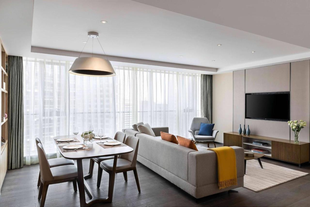 Marriott Executive Apartments Tsjoengking Buitenkant foto